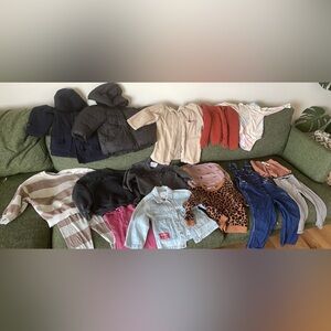 Girls 2T-4T Zara, Old Navy clothing Lot